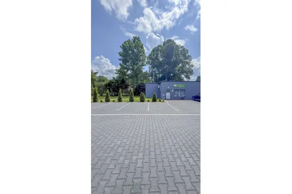 Karłowice, Popielów, Obiekt na sprzedaż
